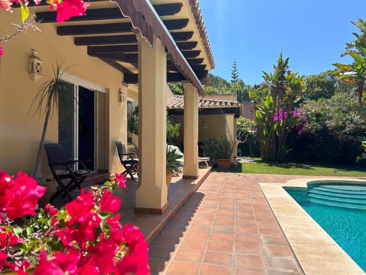 Villa Close To The Beach In Marbella Exterior photo