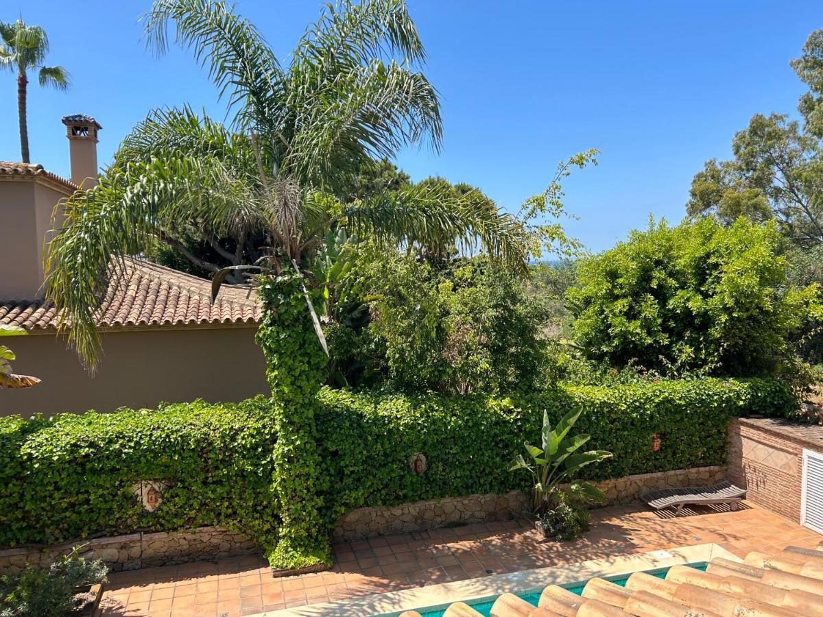 Villa Close To The Beach In Marbella Exterior photo