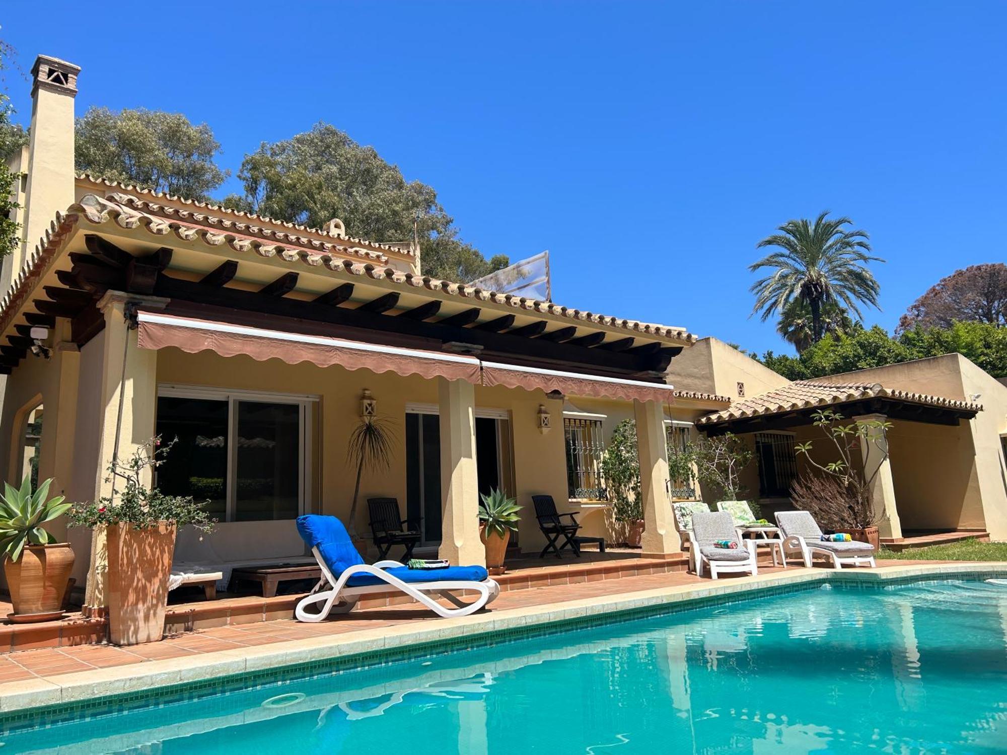 Villa Close To The Beach In Marbella Exterior photo